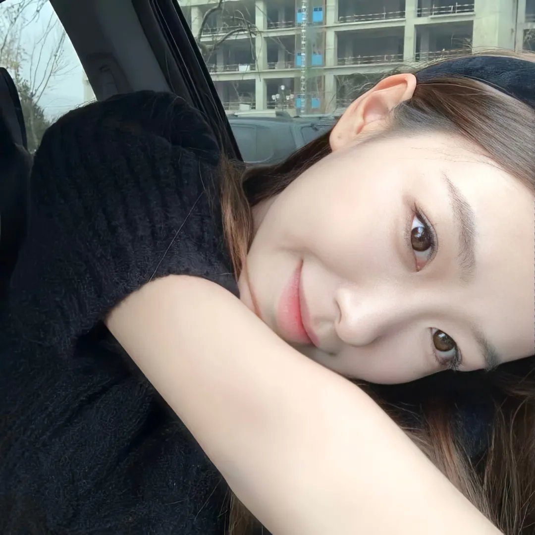 正在缩小的男人 海报